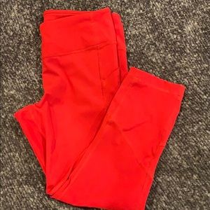 red 3/4 lululemon leggings size 8